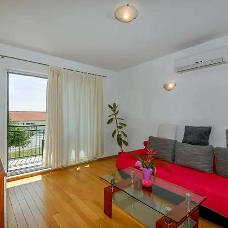Appartement Vlado Makarska