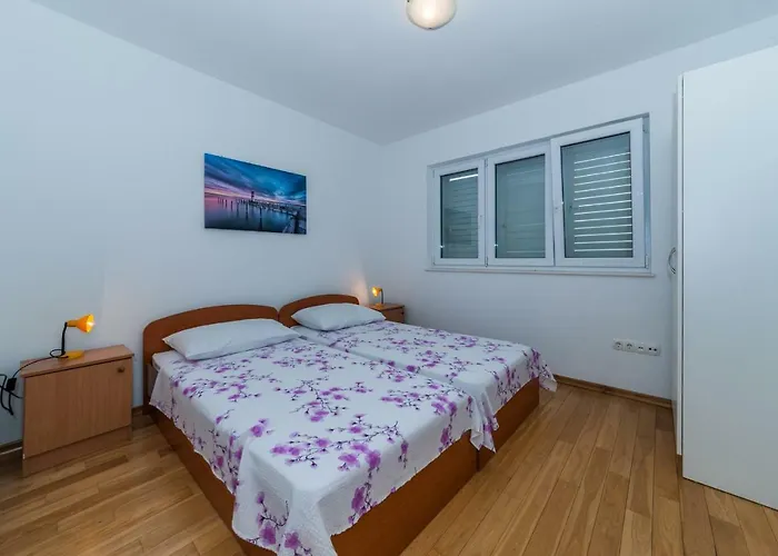 Vlado Apartament Makarska
