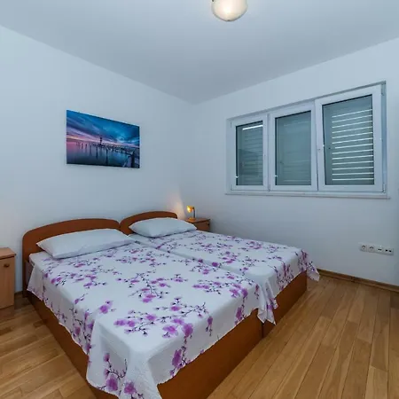 Vlado شقة ماكارسكا